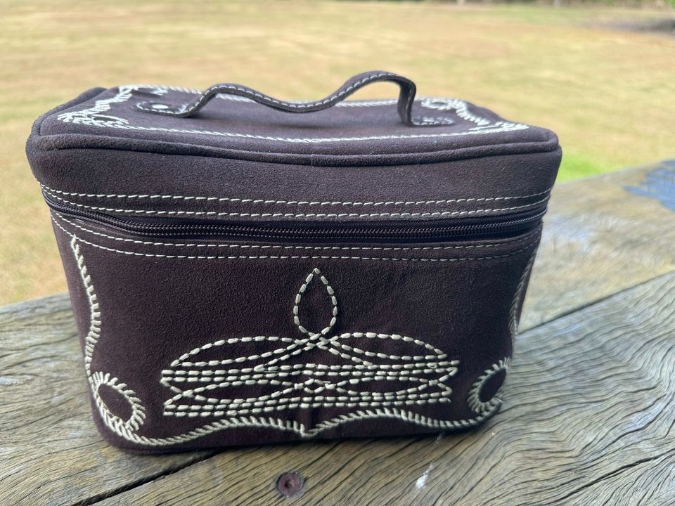Jewel – Genuine Suede Leather Western Boot Stitch Beauty Bag