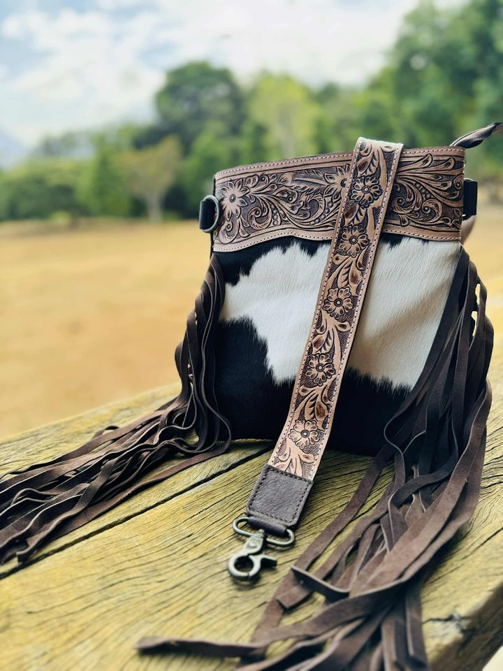 Carmen – Genuine Cowhide and Tooled Leather Bag