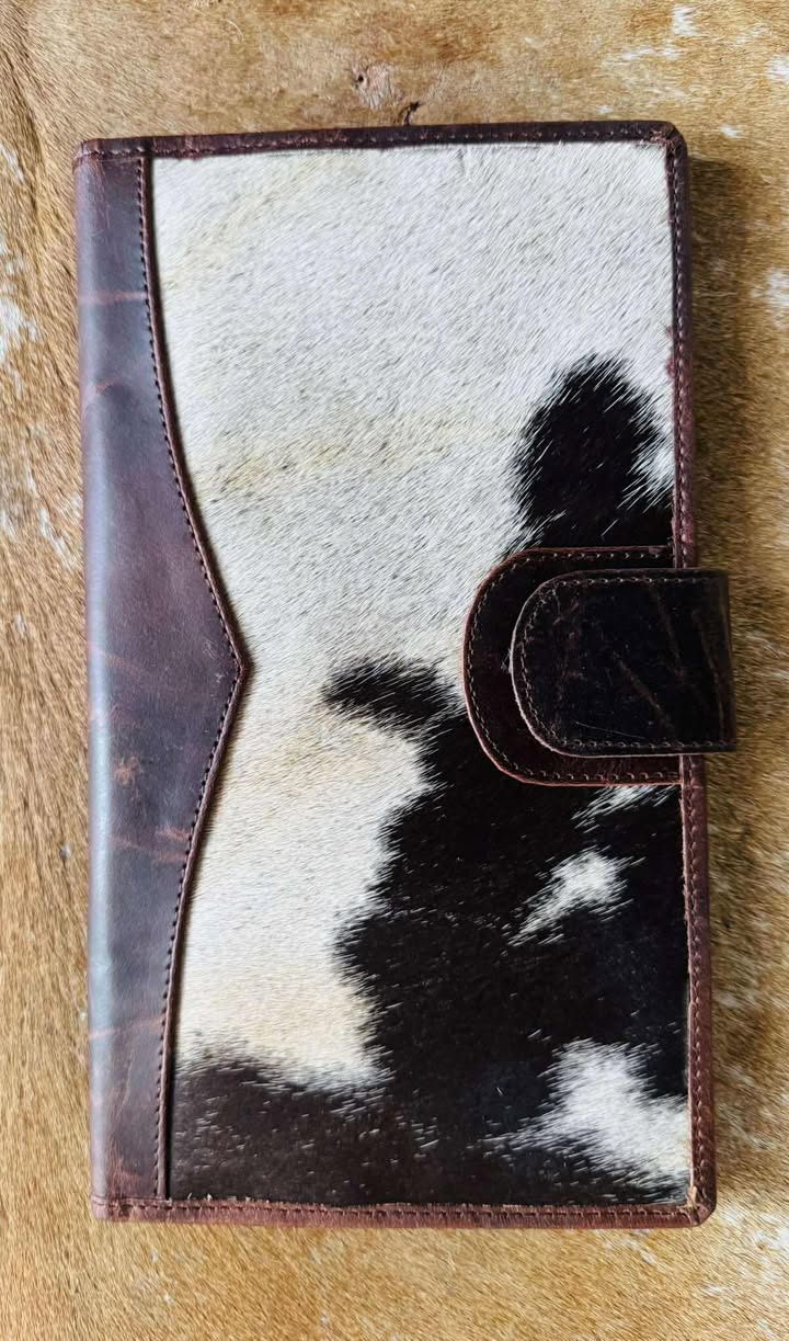 Michelle – Genuine Cowhide and Leather Wallet
