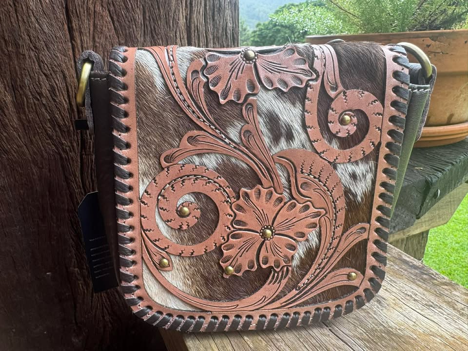 Catania – Genuine Cowhide and Leather Inlay Bag