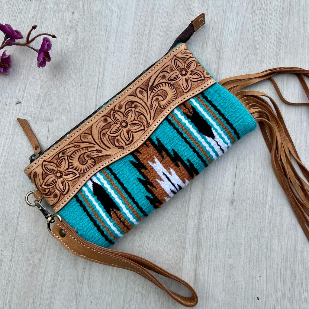 Mary – Genuine Leather and Saddle Blanket Clutch